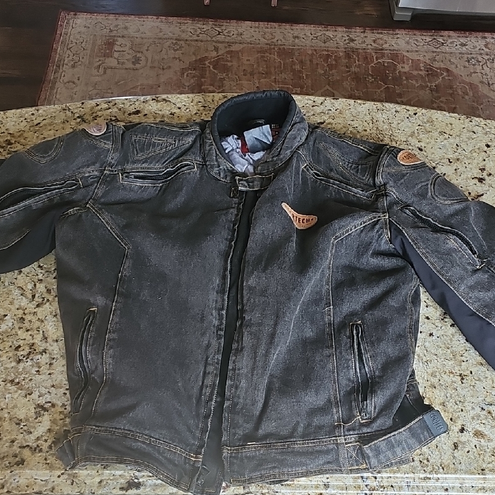 Cortech Padded Motorcycle Jacket MENS 3XL/50. Mint Condition.